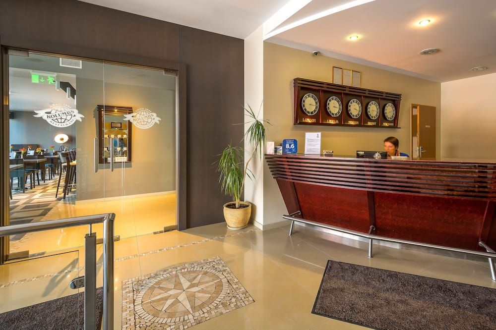 דלפק קבלה תמונה