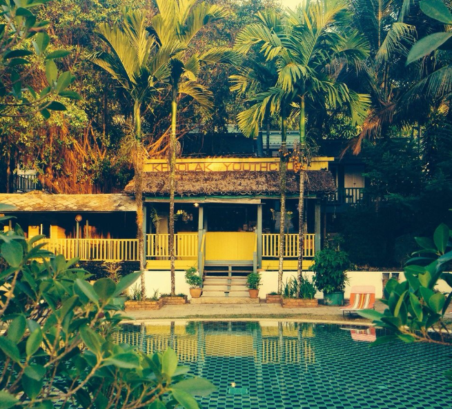 בריכה תמונה