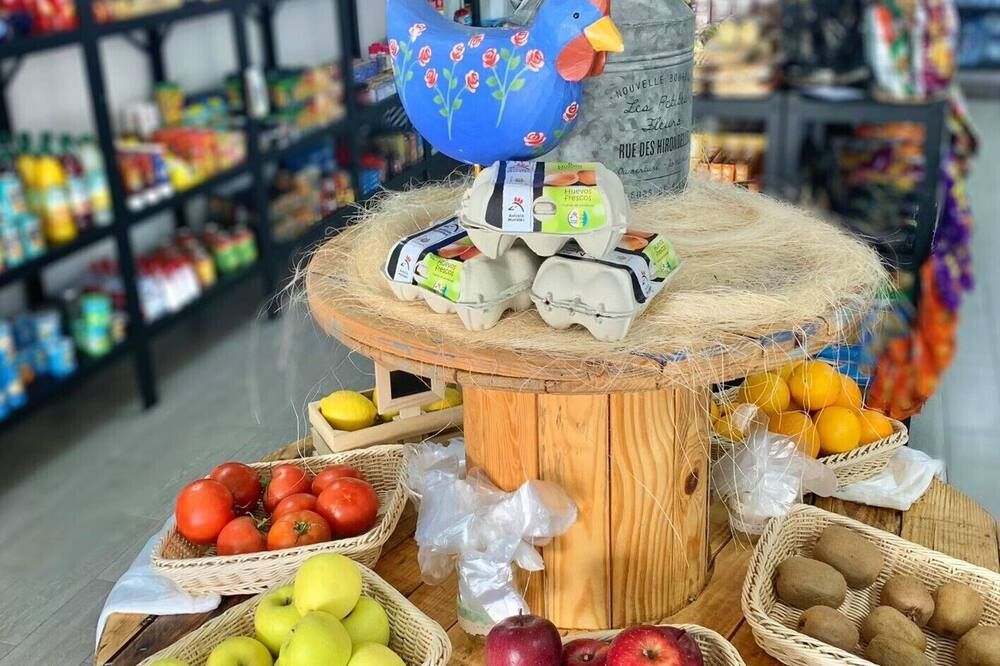 אחר תמונה