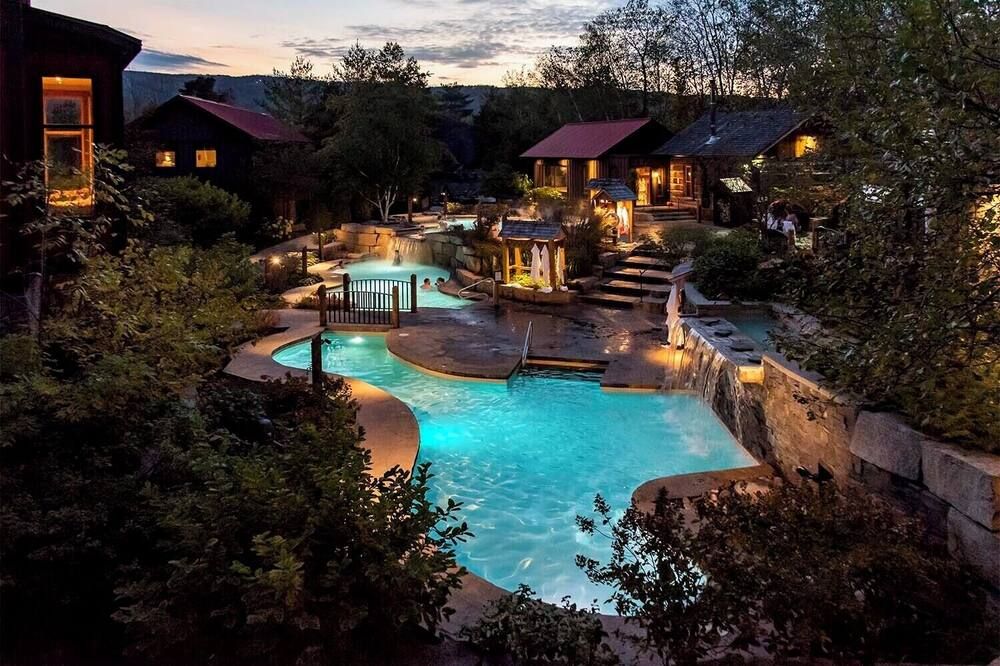 בריכה תמונה