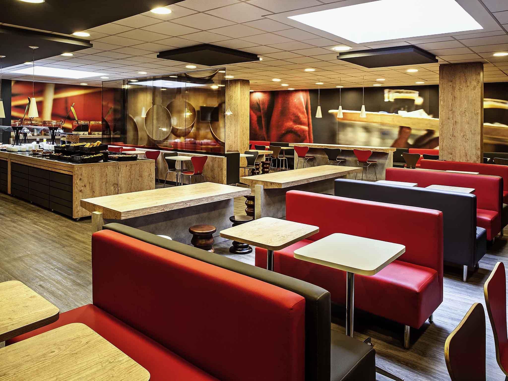 מסעדה תמונה