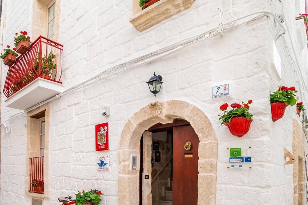 אחר