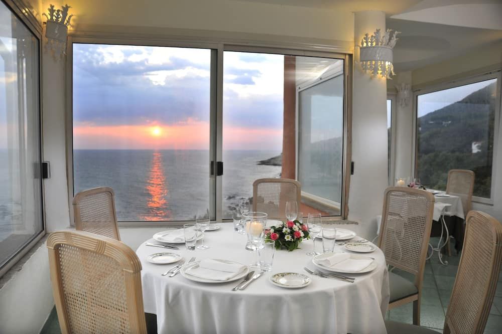 מסעדה תמונה