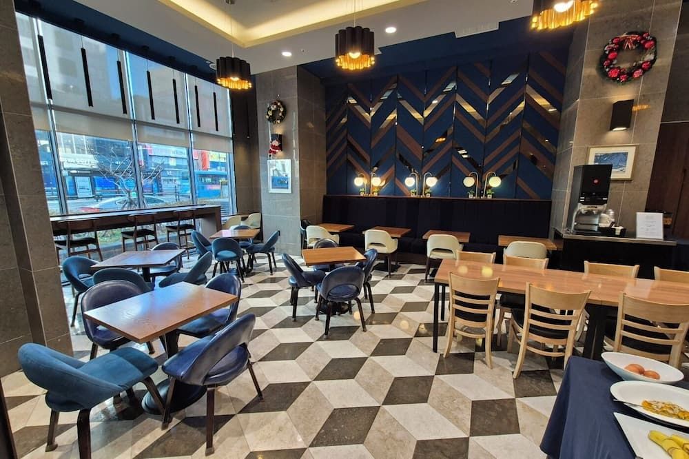 מסעדה תמונה