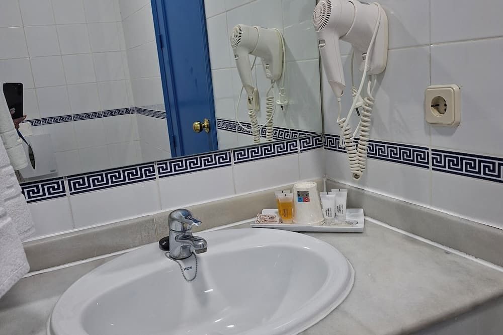 חדר רחצה
