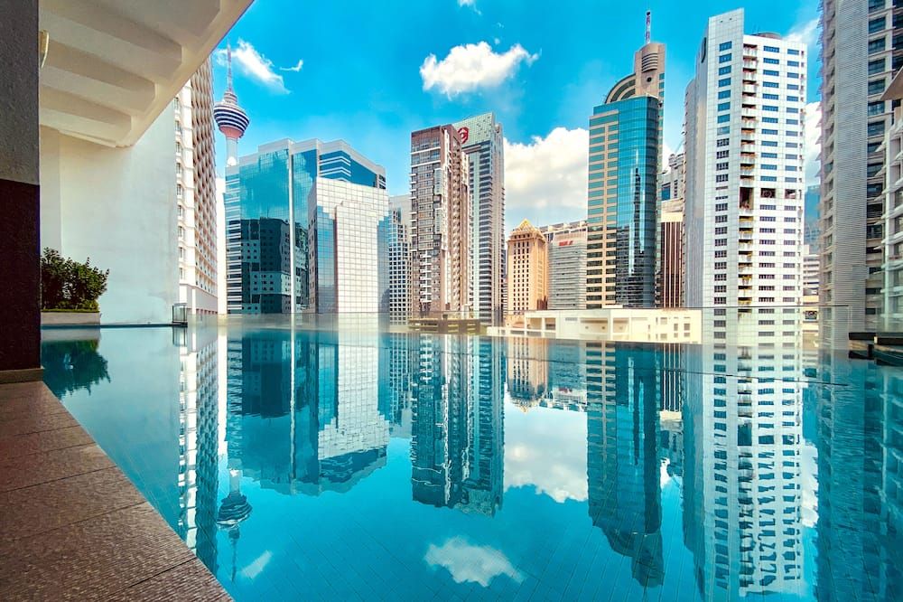 בריכה תמונה