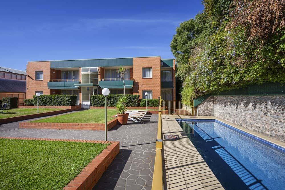 בריכה תמונה