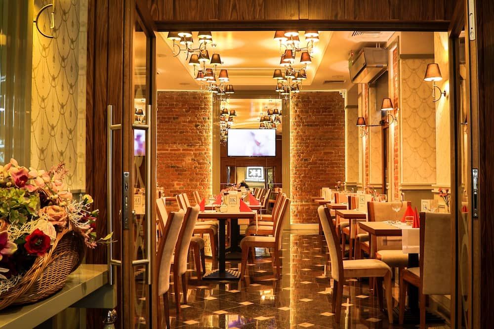 מסעדה תמונה