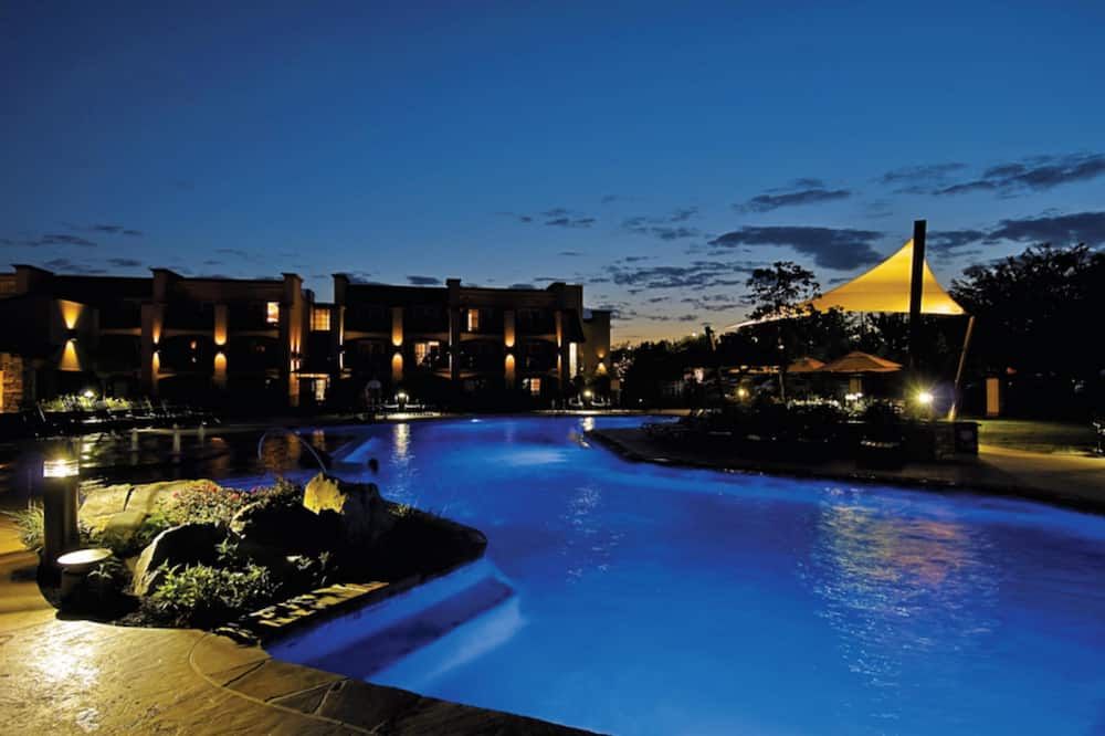 בריכה תמונה