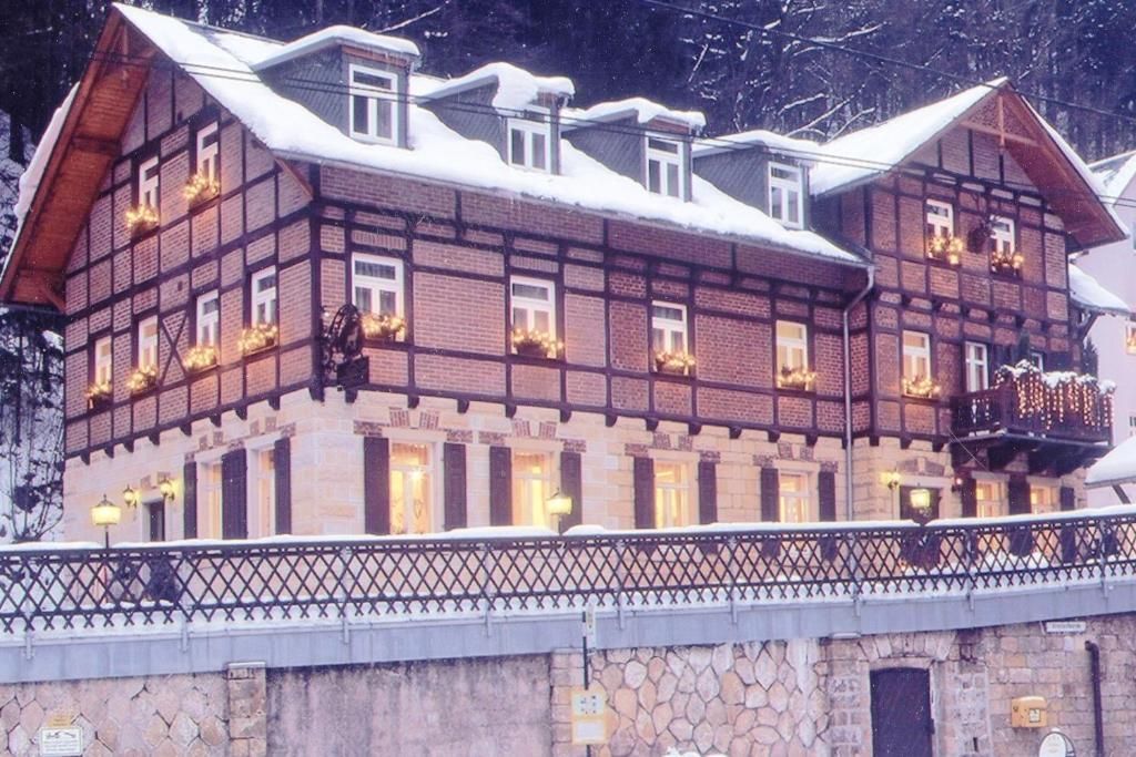 בניין