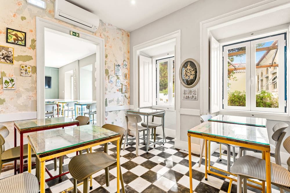 מסעדה תמונה