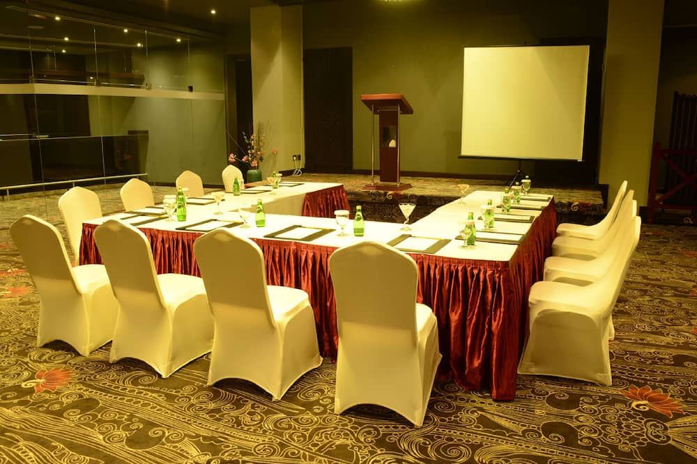 חדר ישיבות