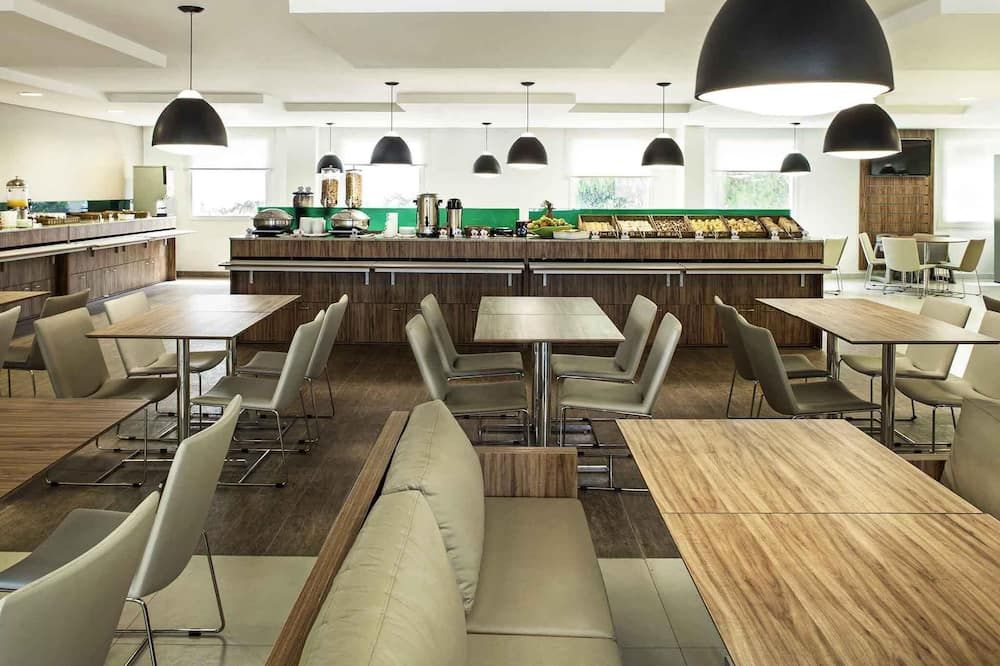 מסעדה תמונה