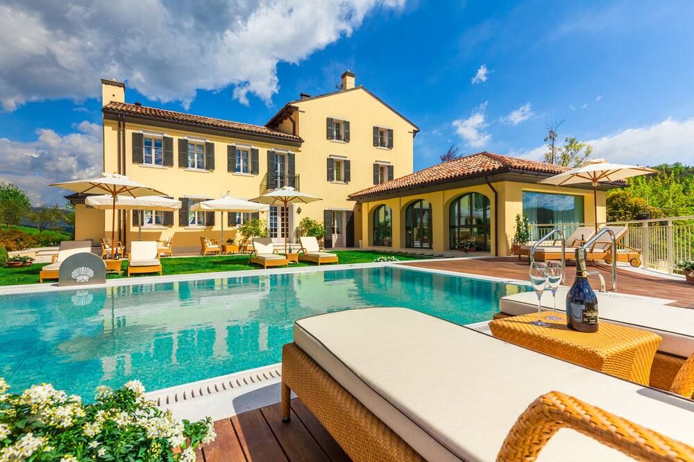 בריכה תמונה