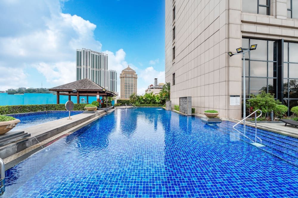 בריכה תמונה