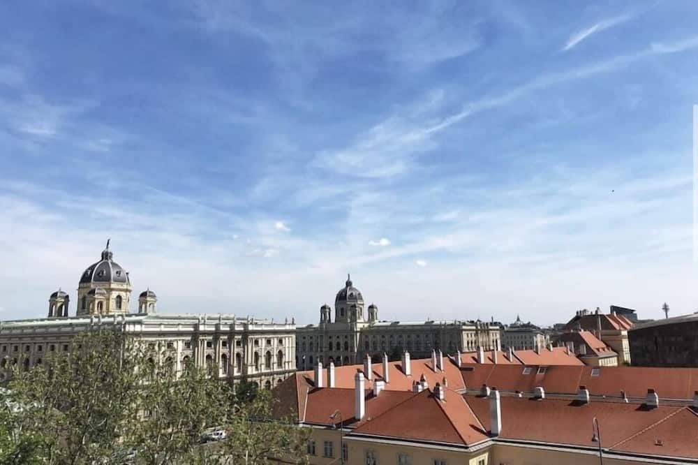 אחר