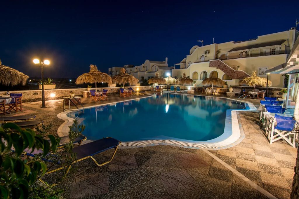 בריכה תמונה