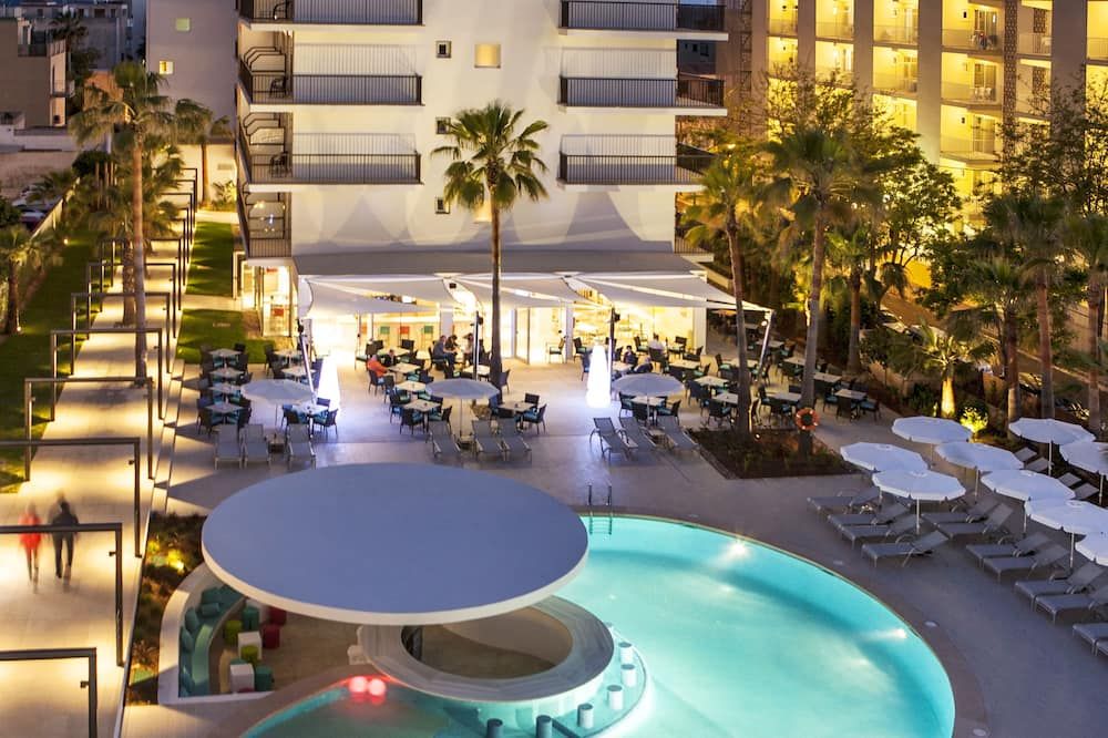 בריכה תמונה