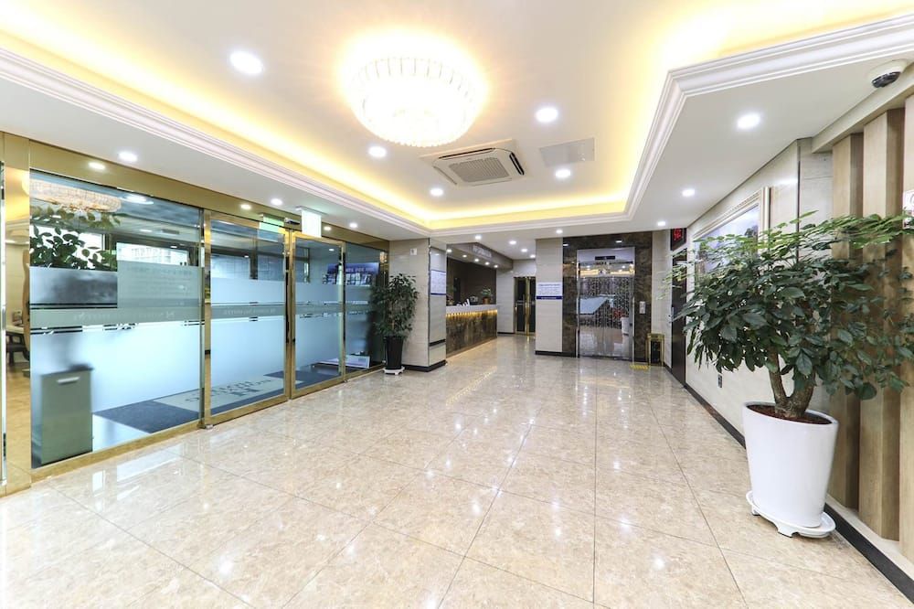 לובי