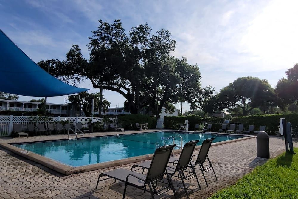 בריכה תמונה