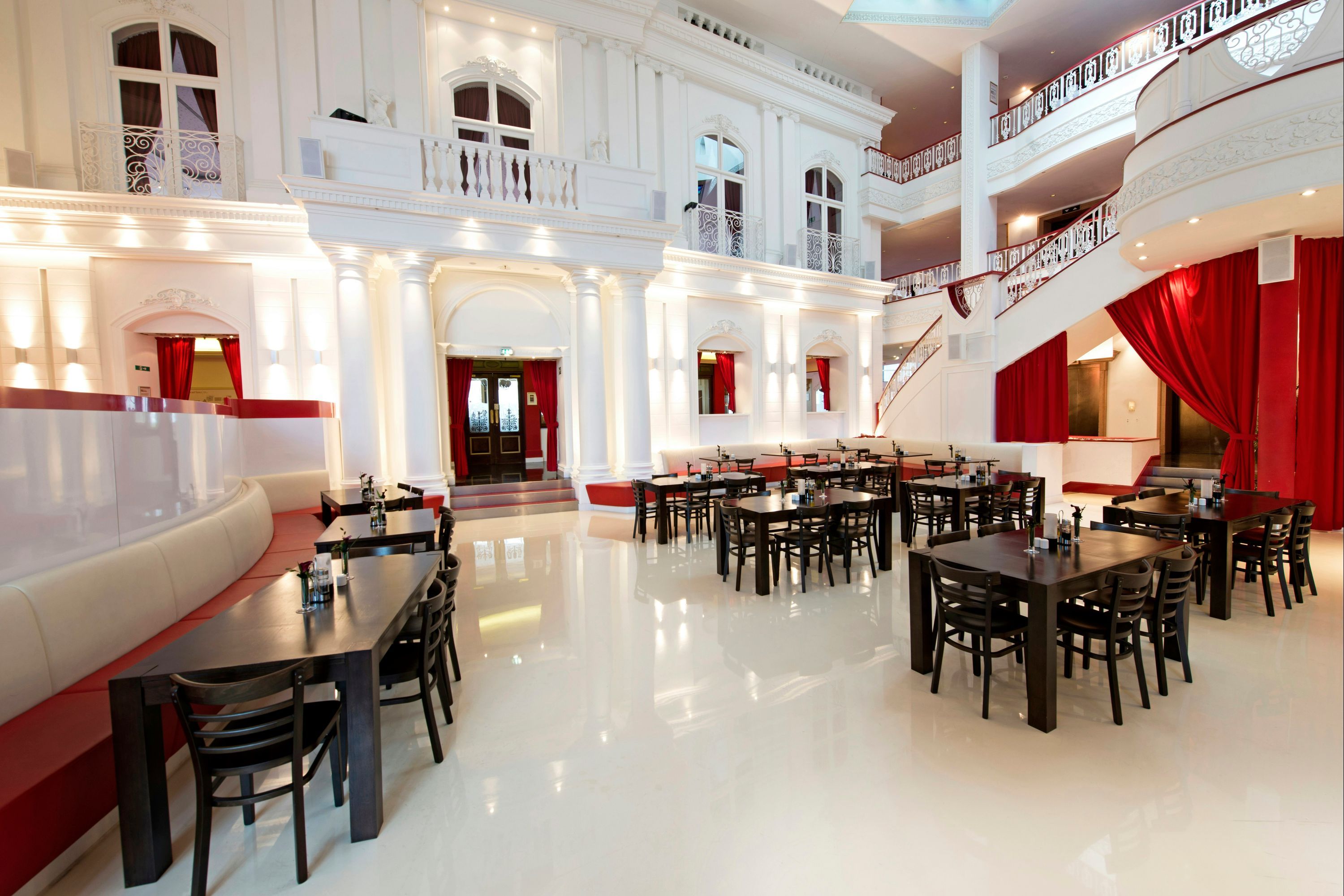 מסעדה תמונה