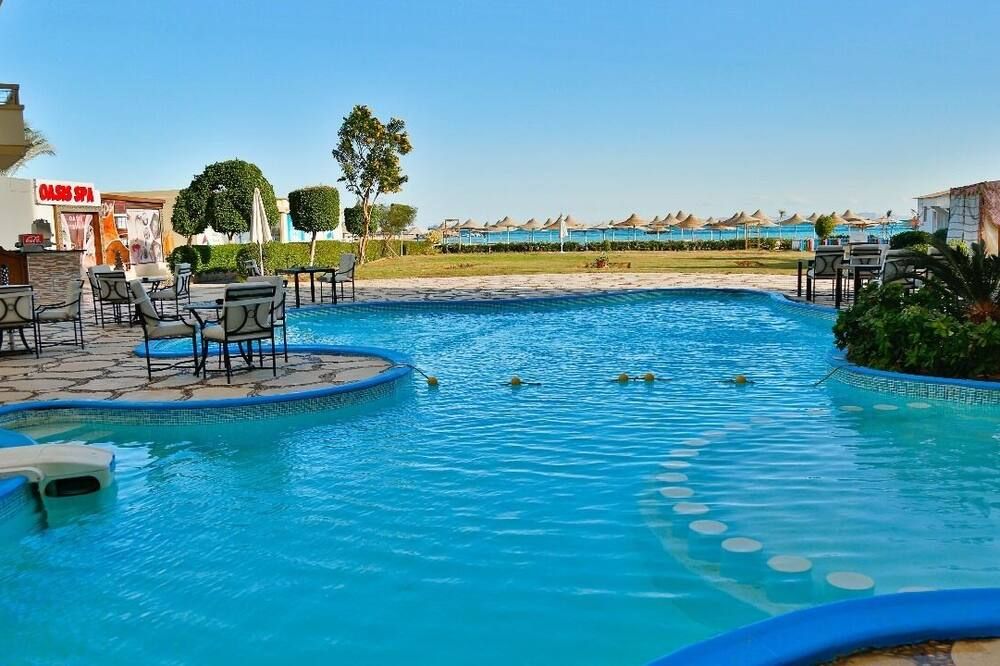 בריכה תמונה