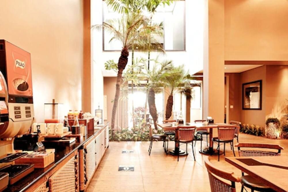 מסעדה תמונה