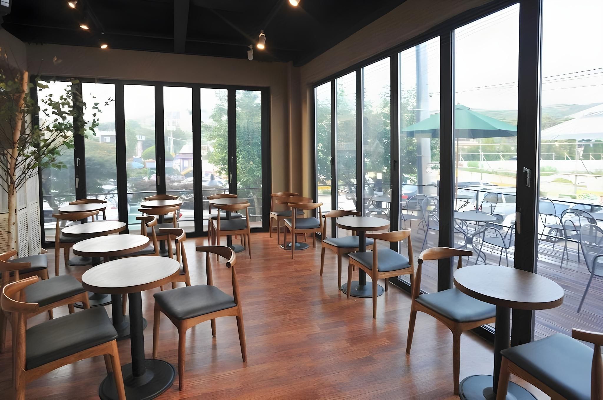 מסעדה תמונה