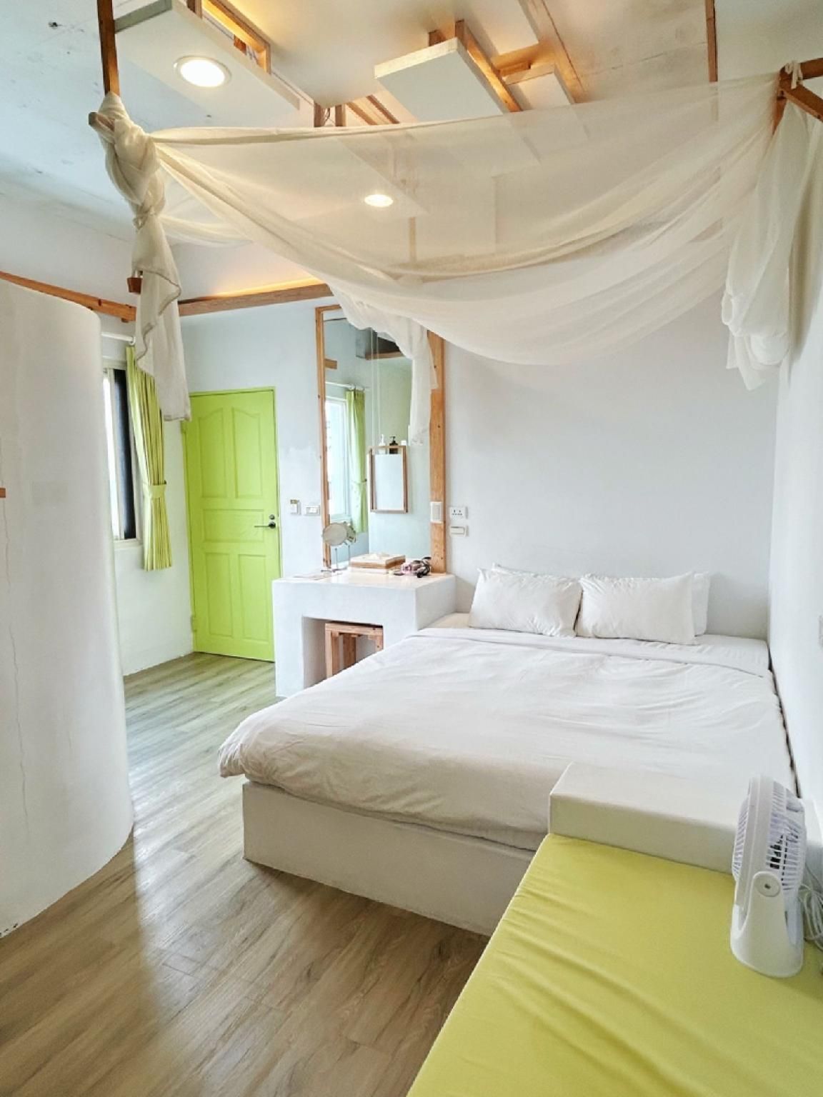 אחר