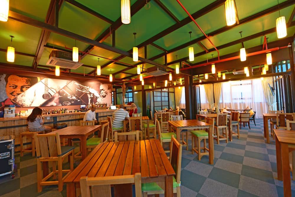 מסעדה תמונה