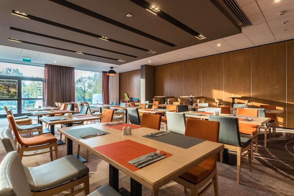 מסעדה תמונה