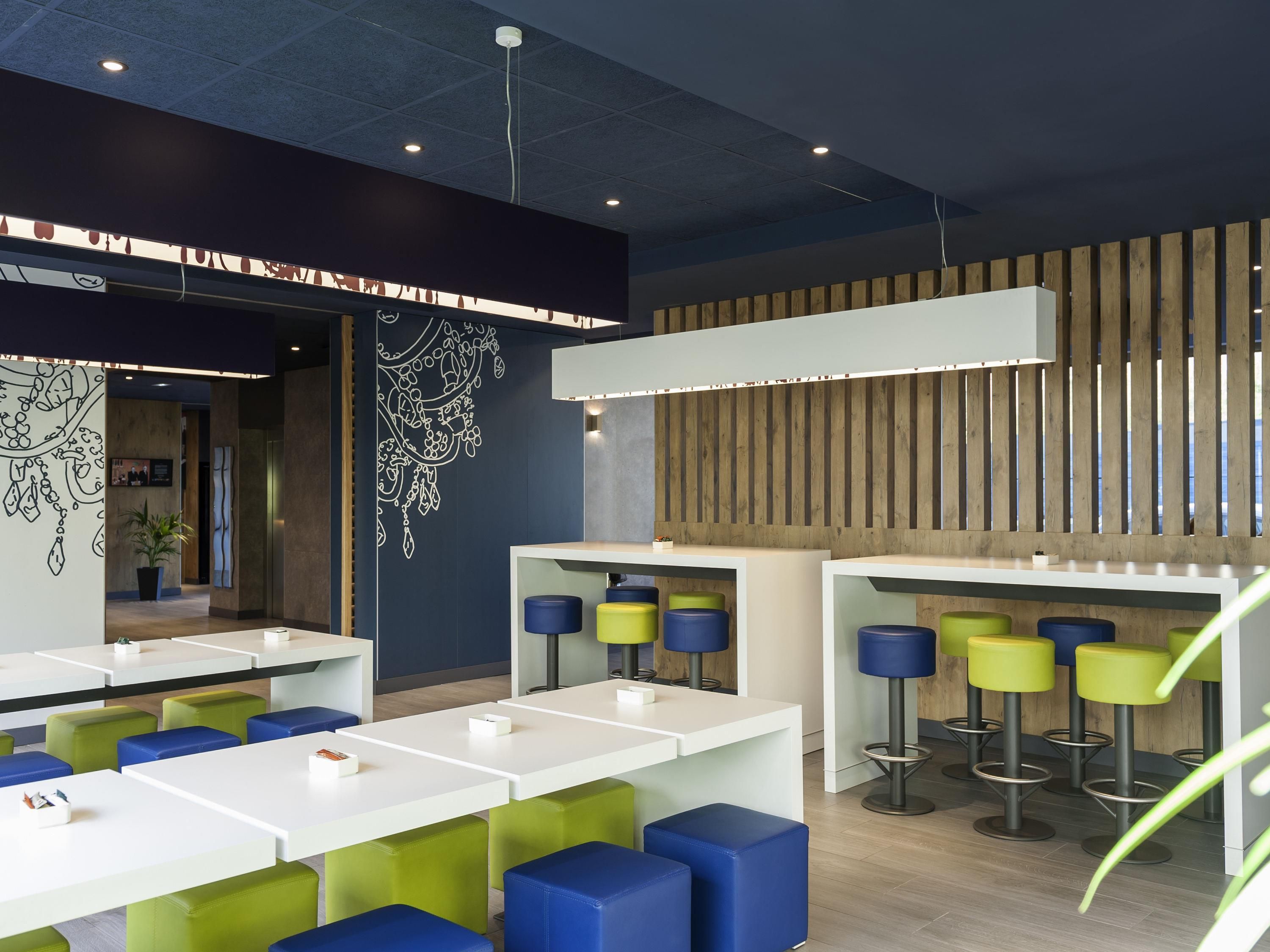 מסעדה תמונה