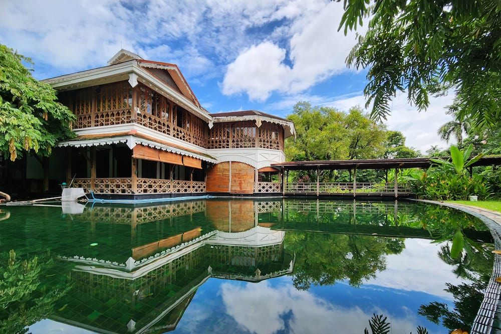 בריכה תמונה