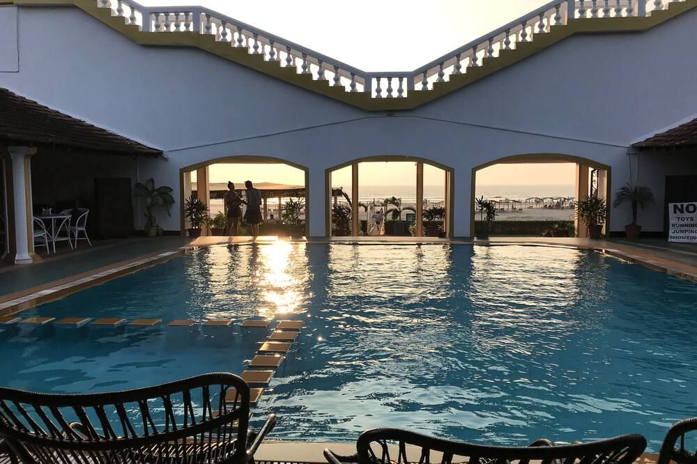 בריכה תמונה