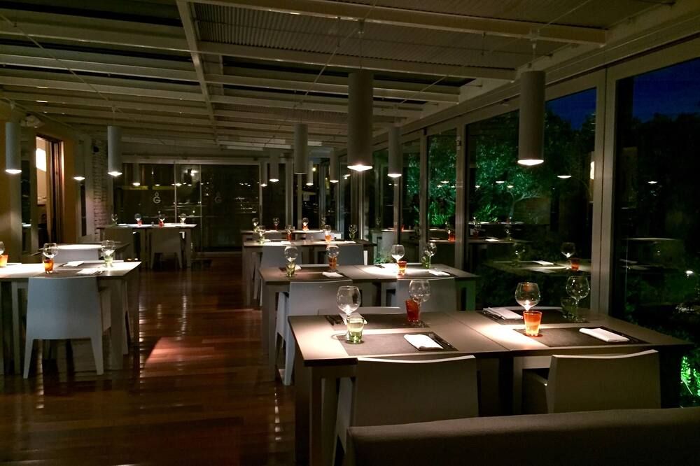 מסעדה תמונה