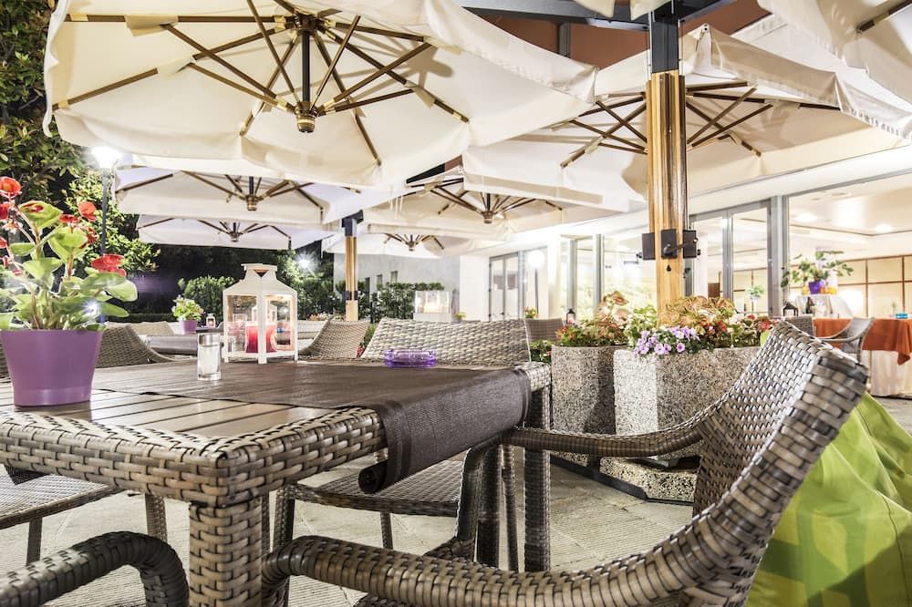 מסעדה תמונה