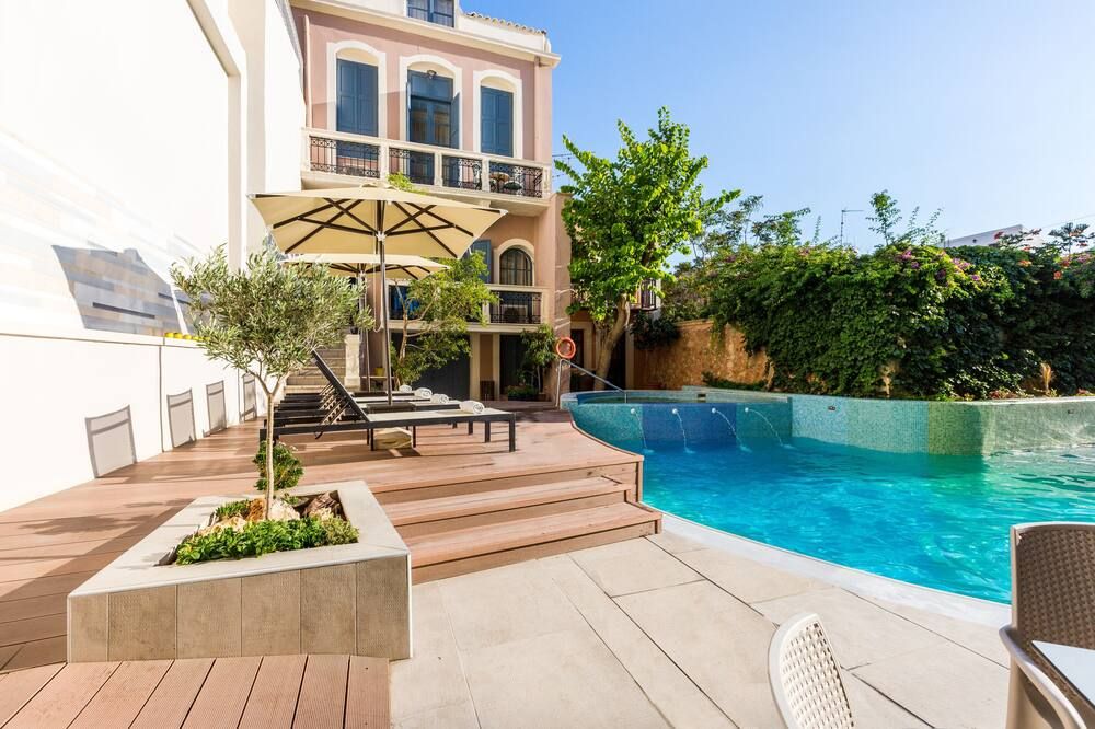 בריכה תמונה