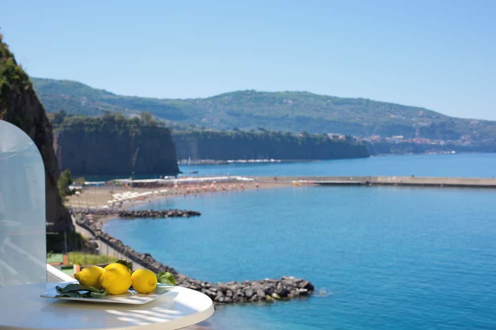אחר
