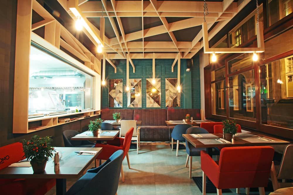 מסעדה תמונה