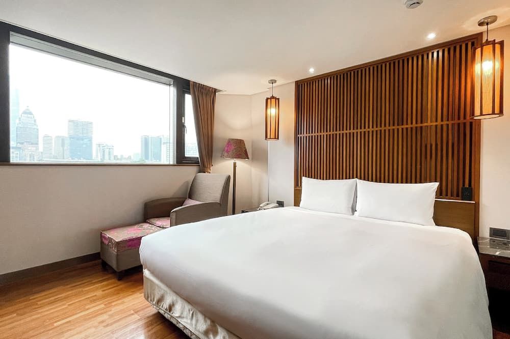 אחר