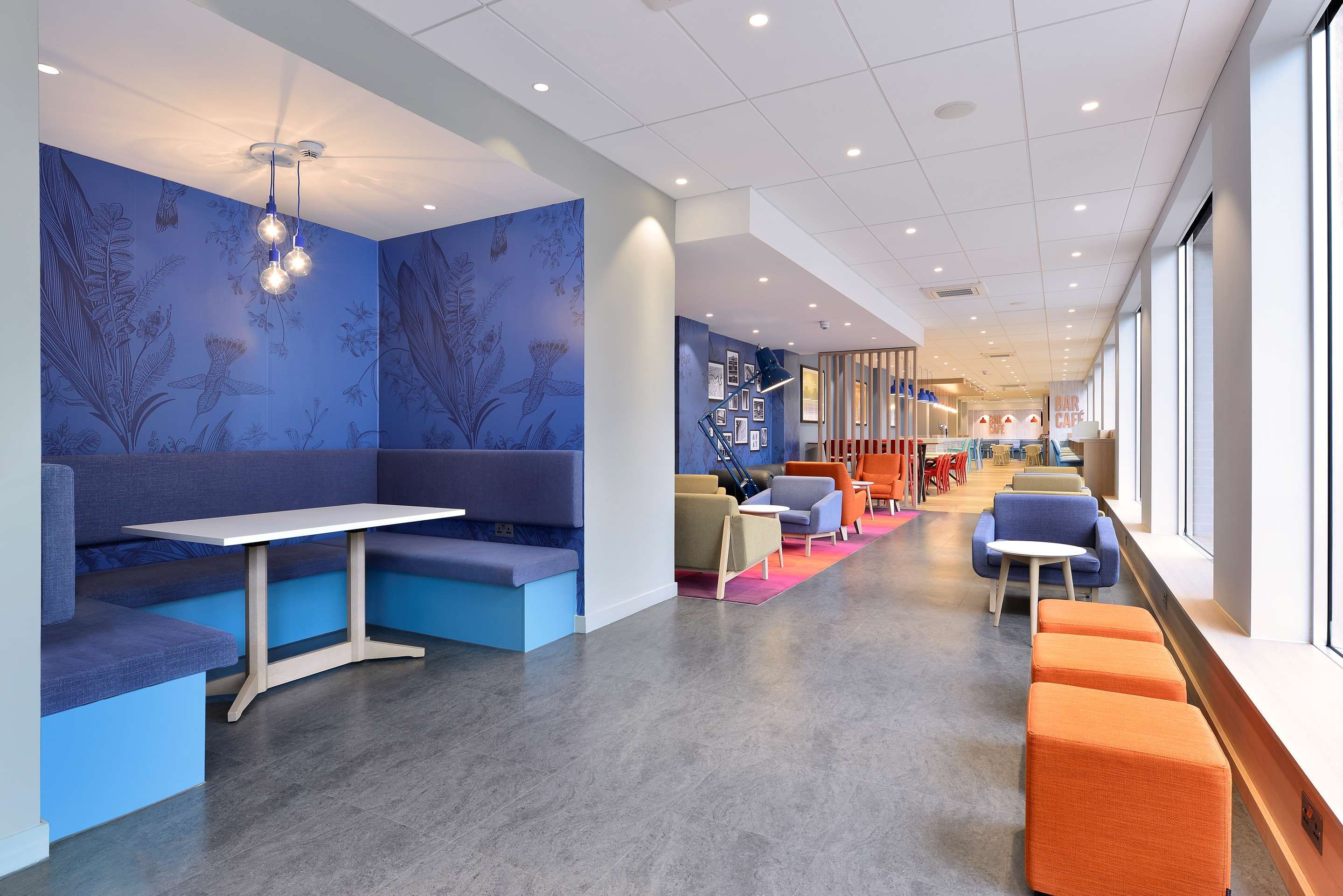 מסעדה תמונה