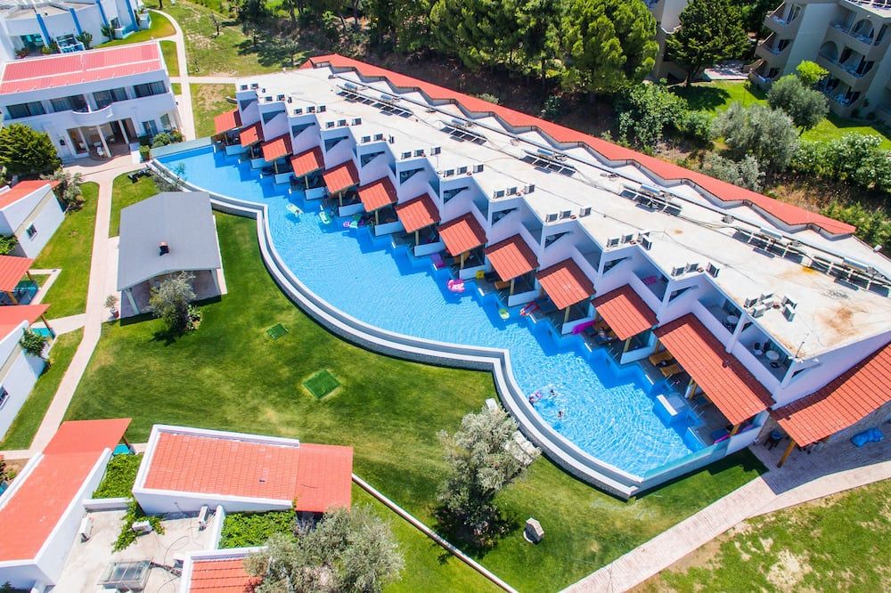 בריכה תמונה