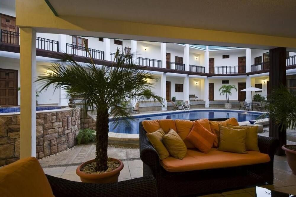 בריכה תמונה