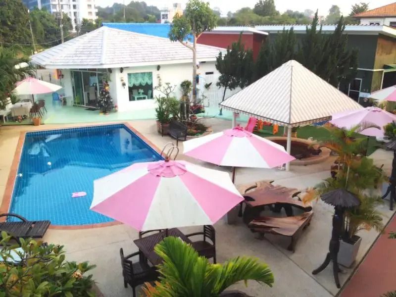 בריכה תמונה