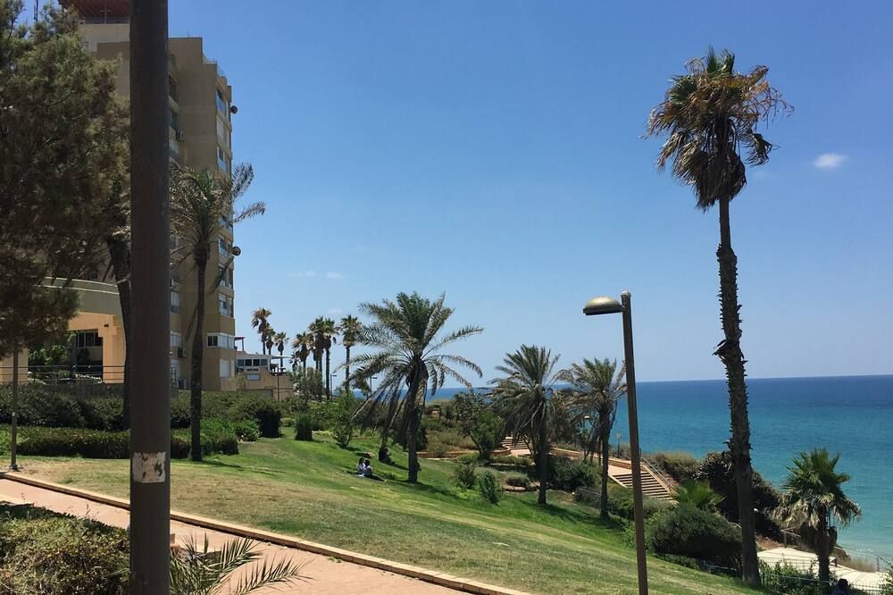 אחר