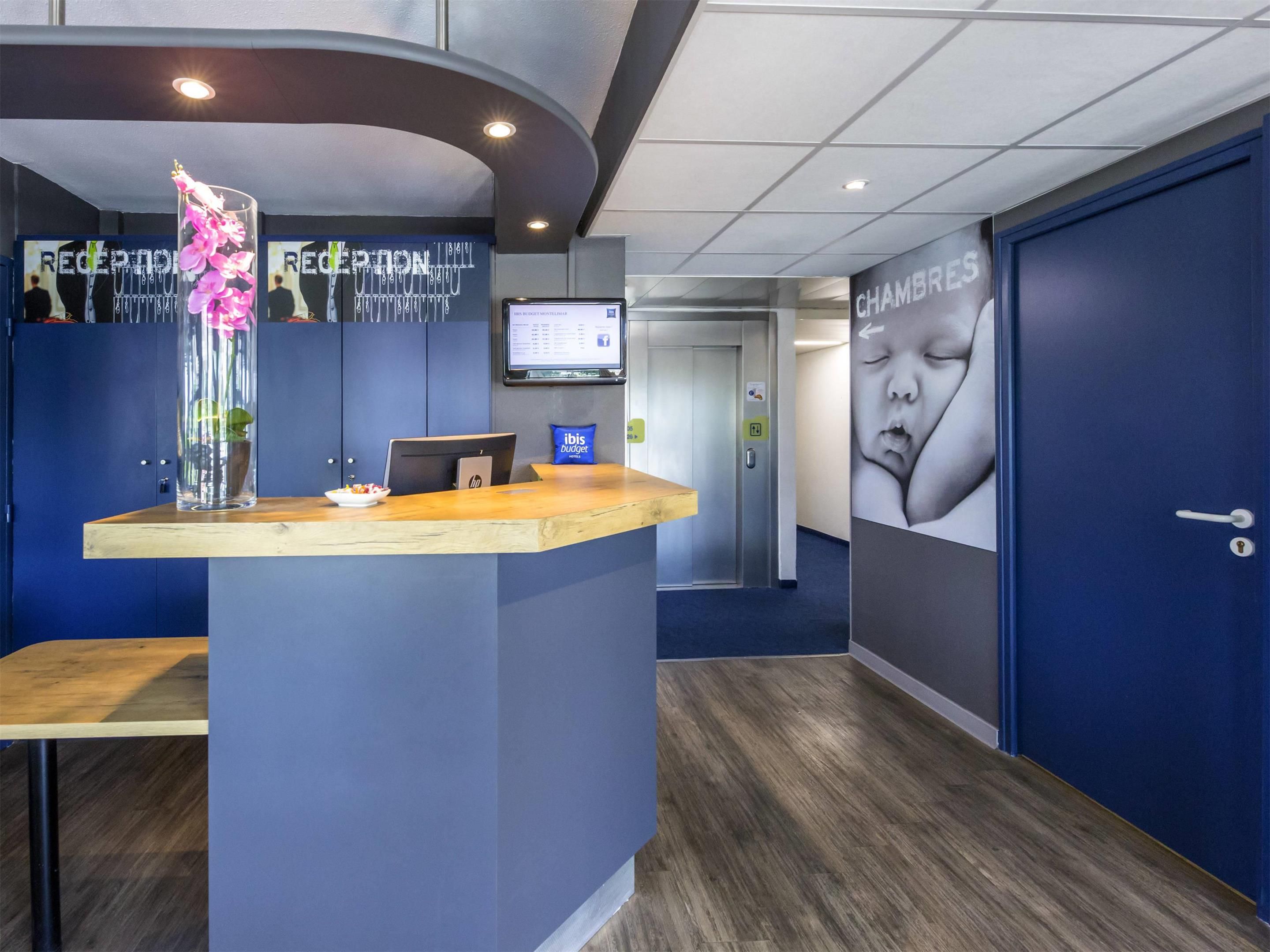 דלפק קבלה תמונה