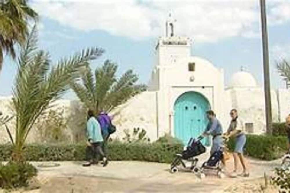 אחר