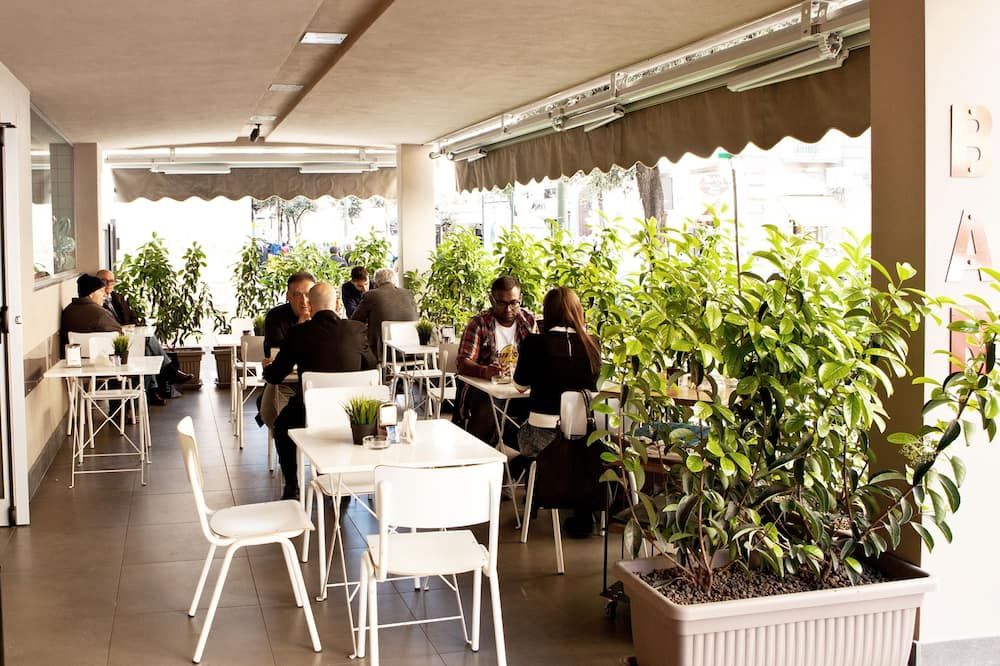 מסעדה תמונה