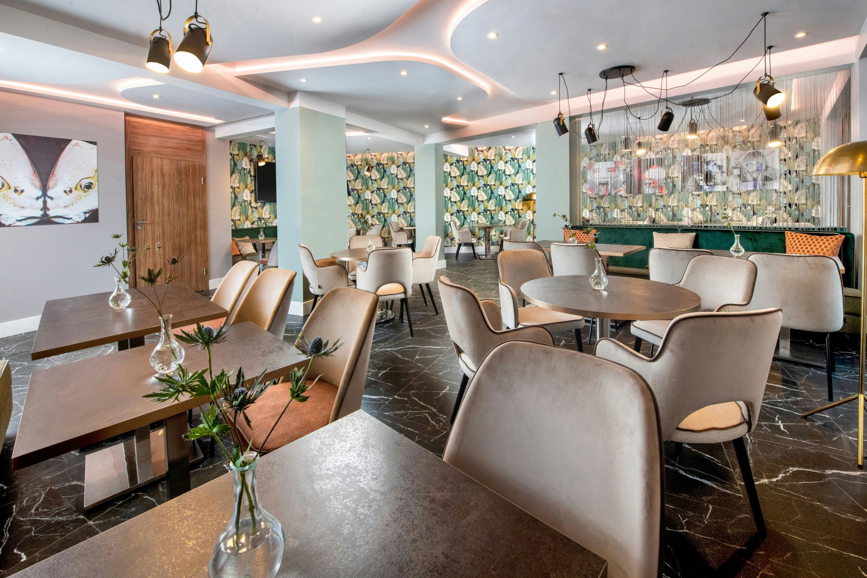 מסעדה תמונה