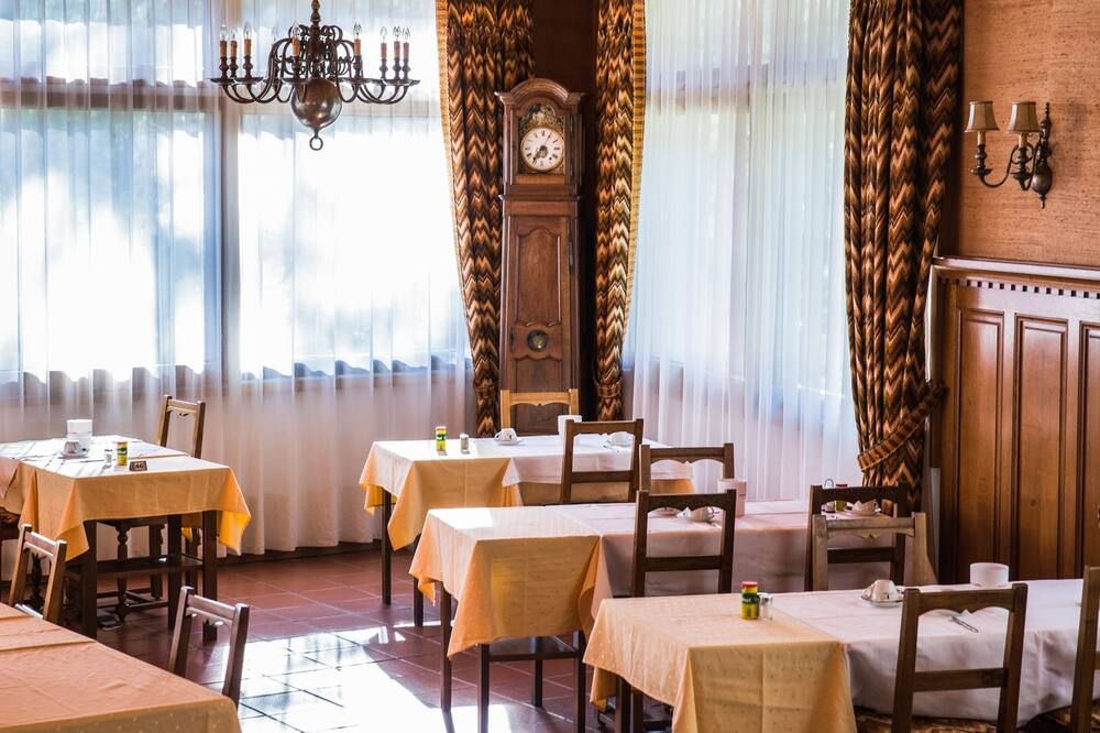 מסעדה תמונה